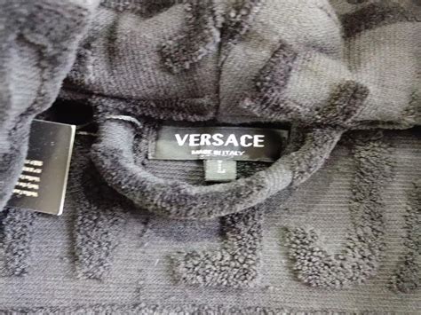 Versace bathrobe : r/DesignerReps .